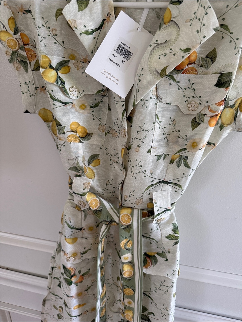 Agua Bendita Lemon-Print Button Midi Dress in White and Yellow - Picture 4 of 6